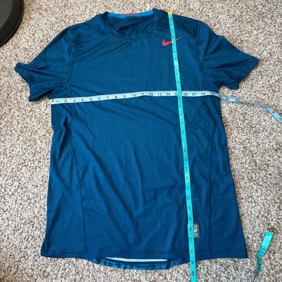 Nike PRO Combat Dri Fit Fitted short sleeve shirt, Large, Red & Blue - Picture 4 of 11